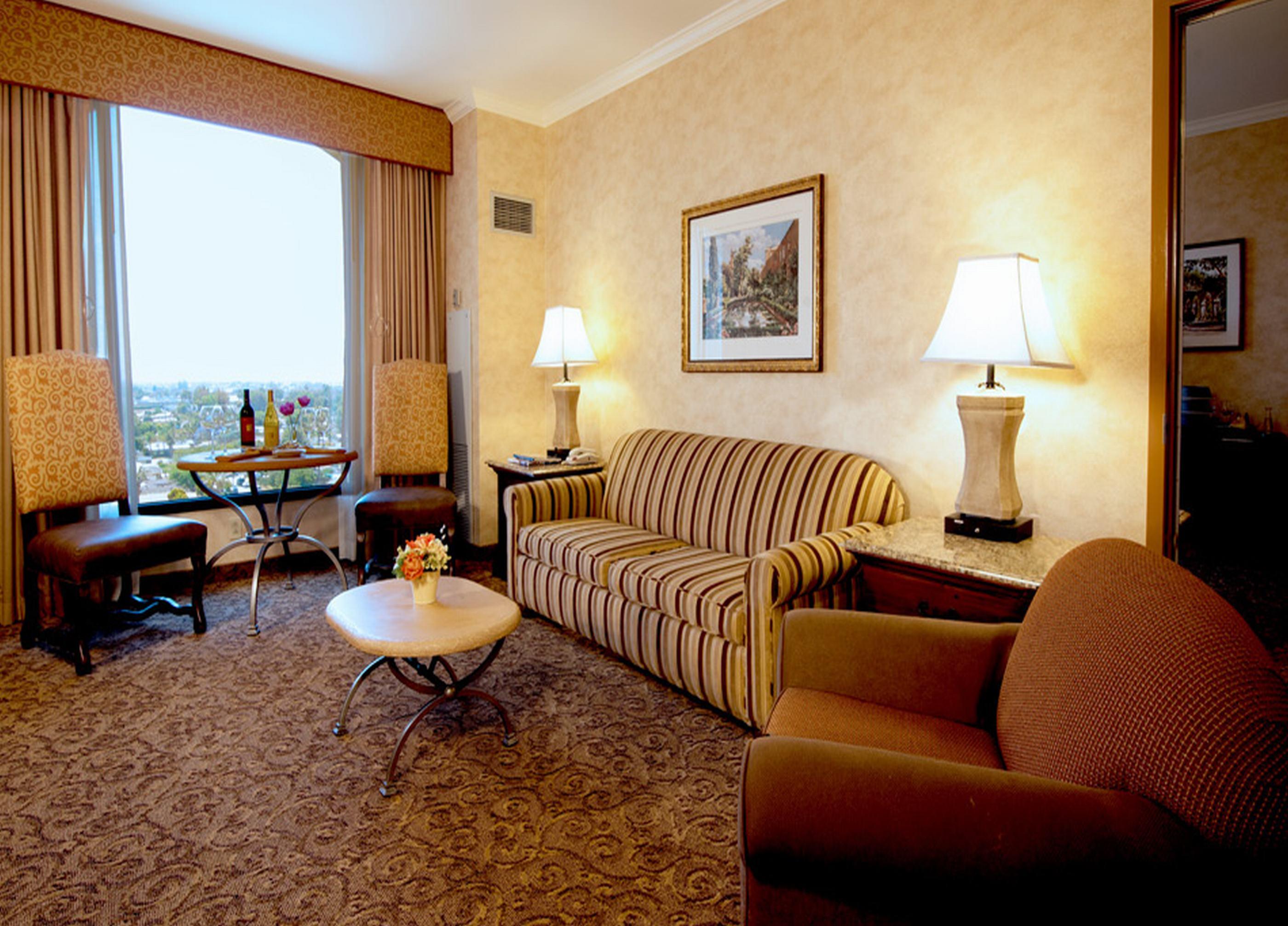 Delta Hotels By Marriott Anaheim Гарден Гров Экстерьер фото